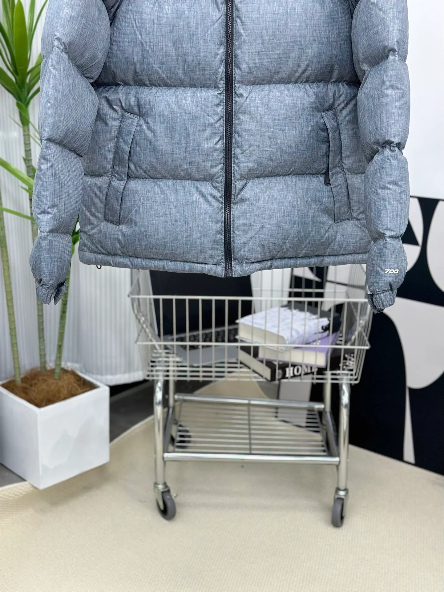 Quality 【The North Face 1996Nuptse 1996/Classic / / 】 ： The North Face" 、 。 The North Face" 。 The North Face。 。 , 。 The North Face" , Yosemite Half Dome, 。 + ： ✅ ：RDS Quality 700 / 280g ✅ ： ✅ ：YKK ISO 9000Quality ZP ✅ ：340TPremium ✅ ： ， ， Lightweight 。 ： ： DWR (DWR ） ～ ： 700 （RDS ) 1990 ， ， ， ， Lightweight 。